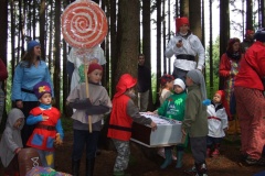 rodice-s-detmi-prvni-beh.2009_092